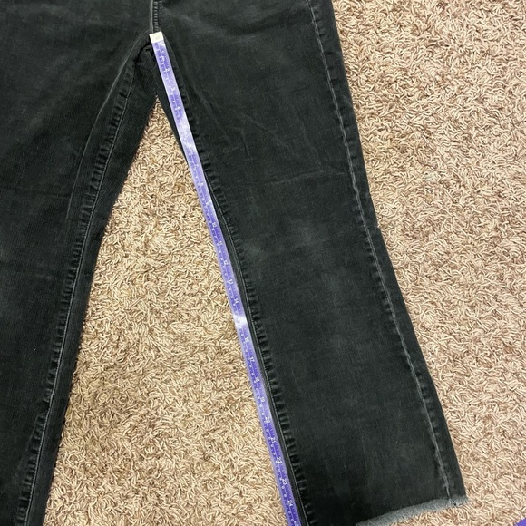 American Eagle Jeans/Size 6 - Picture 9 of 13